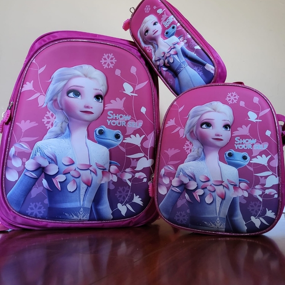 Backpack - Picture 3 of 6